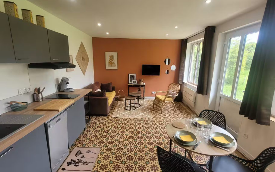 Investissement locatif airbnb amenagement cuisine sejour isere